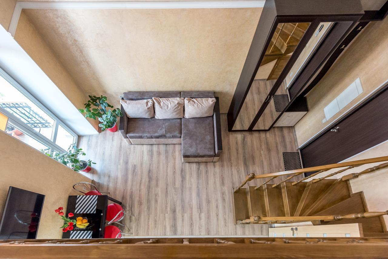 Studio Apartment In Center Of Odesa Kültér fotó