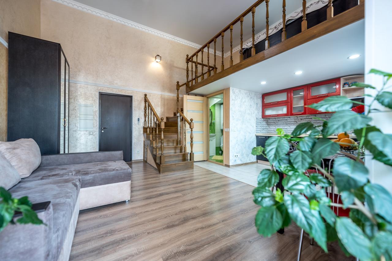 Studio Apartment In Center Of Odesa Kültér fotó