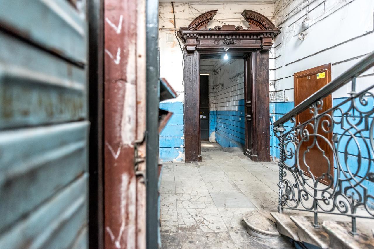 Studio Apartment In Center Of Odesa Kültér fotó